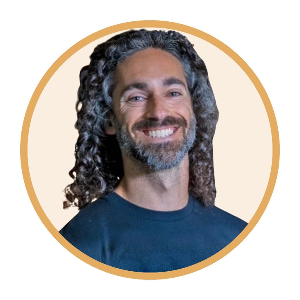 Erik Bustillo, Registered Dietitian.